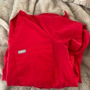 Red figs scrubs